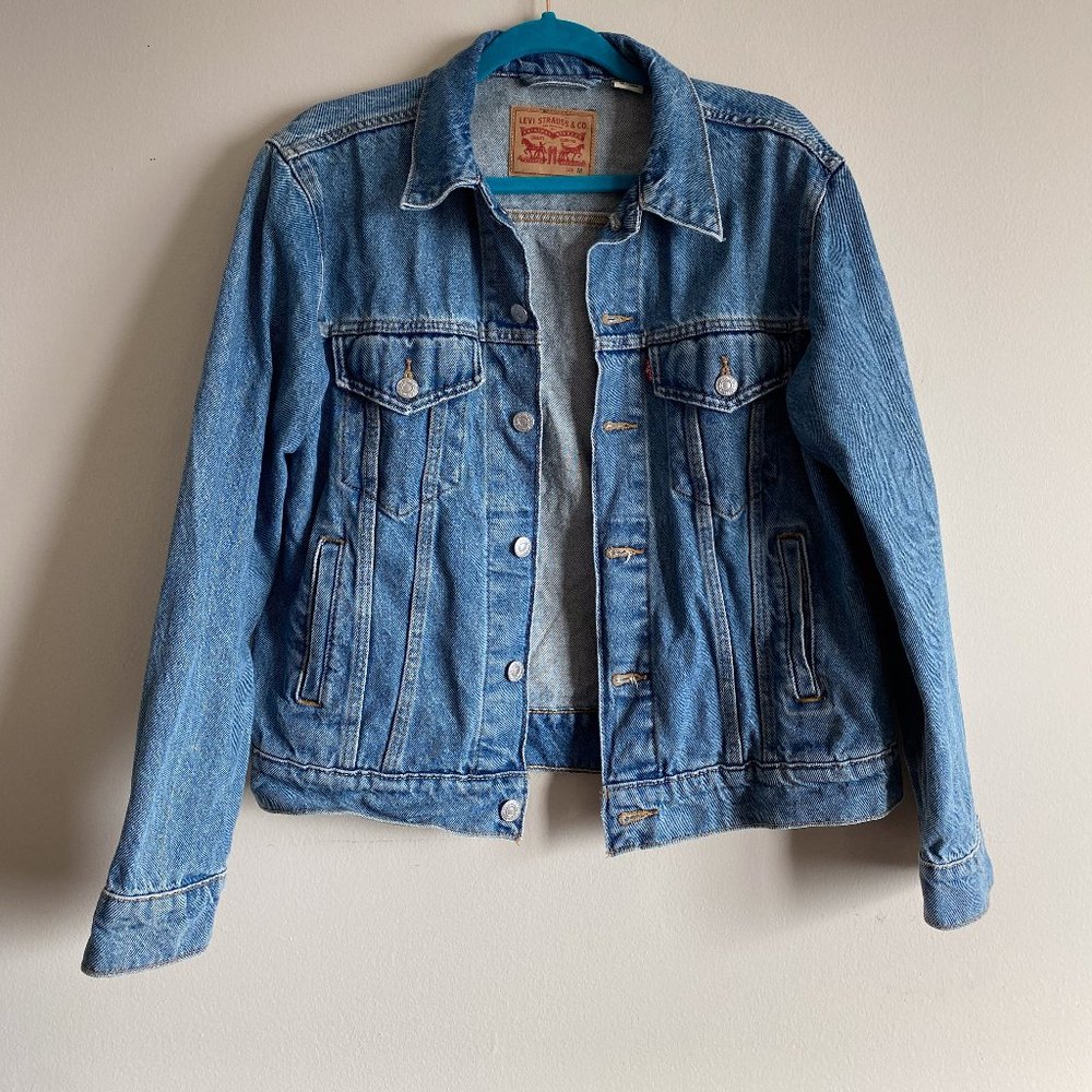Levi's Size M Women's Ex-Boyfriend Trucker Jacket - Concrete Indigo